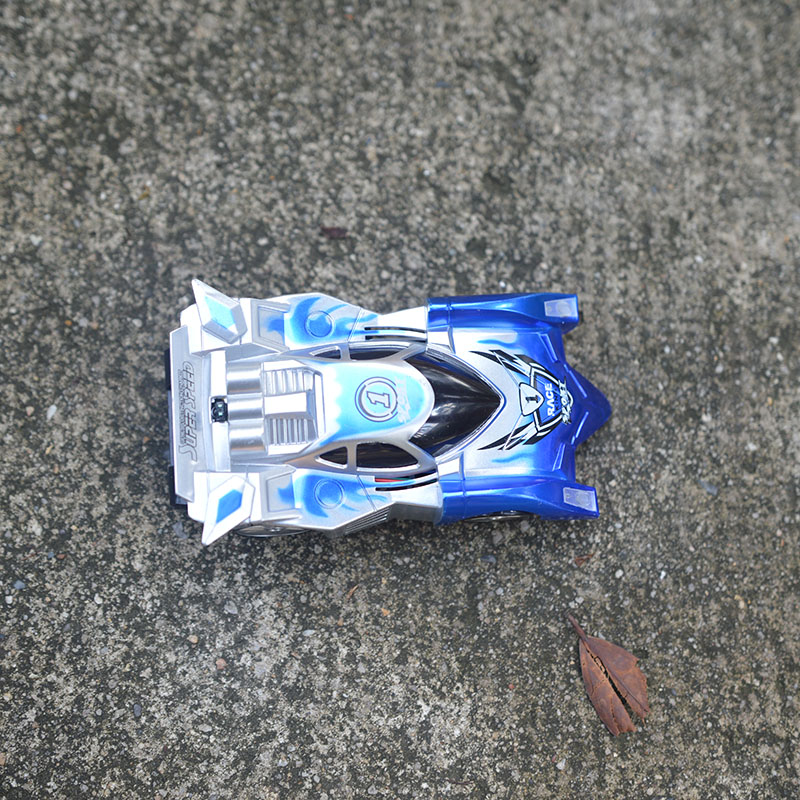 Siêu xe leo tường F1 