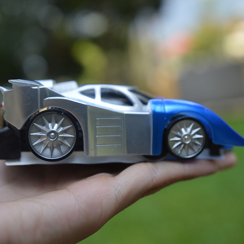 Siêu xe leo tường F1 