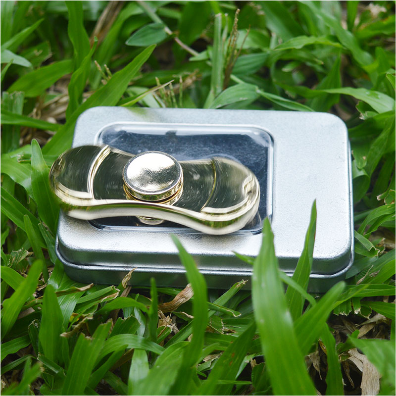 Con quay spinner 2 cánh đồng