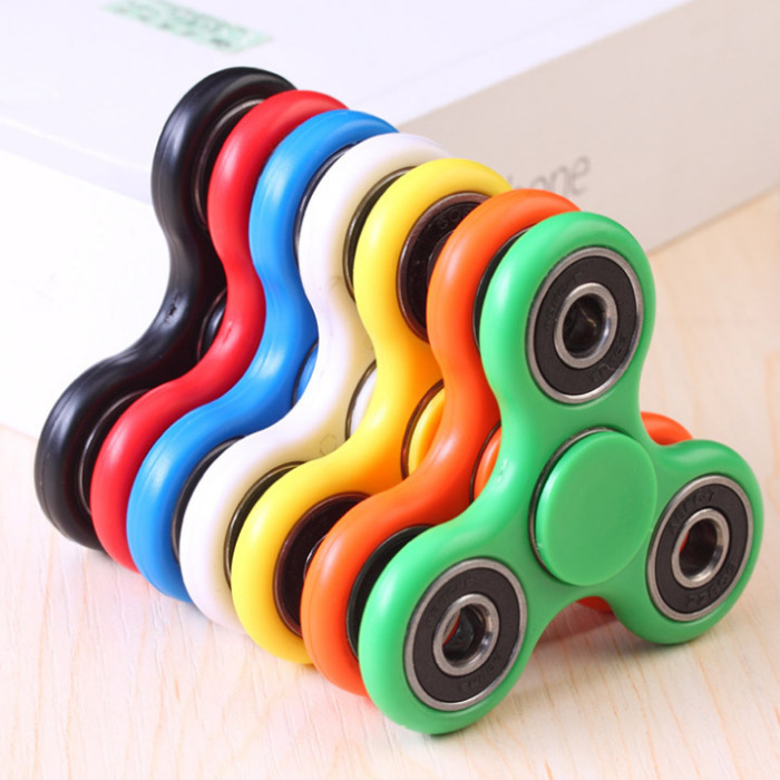 Con quay 3 cánh Fidget Spinner