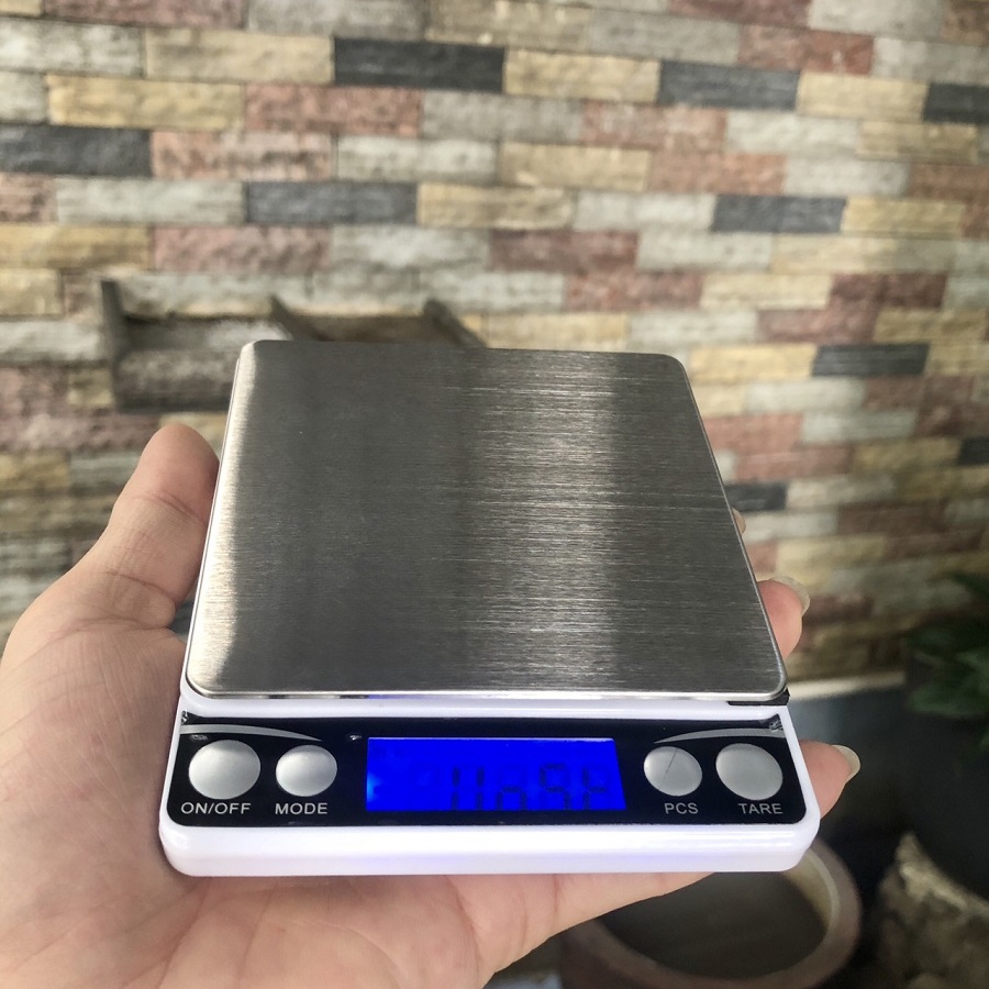 Cân tiểu ly 500 gram độ chính xác tới 0.01 gram