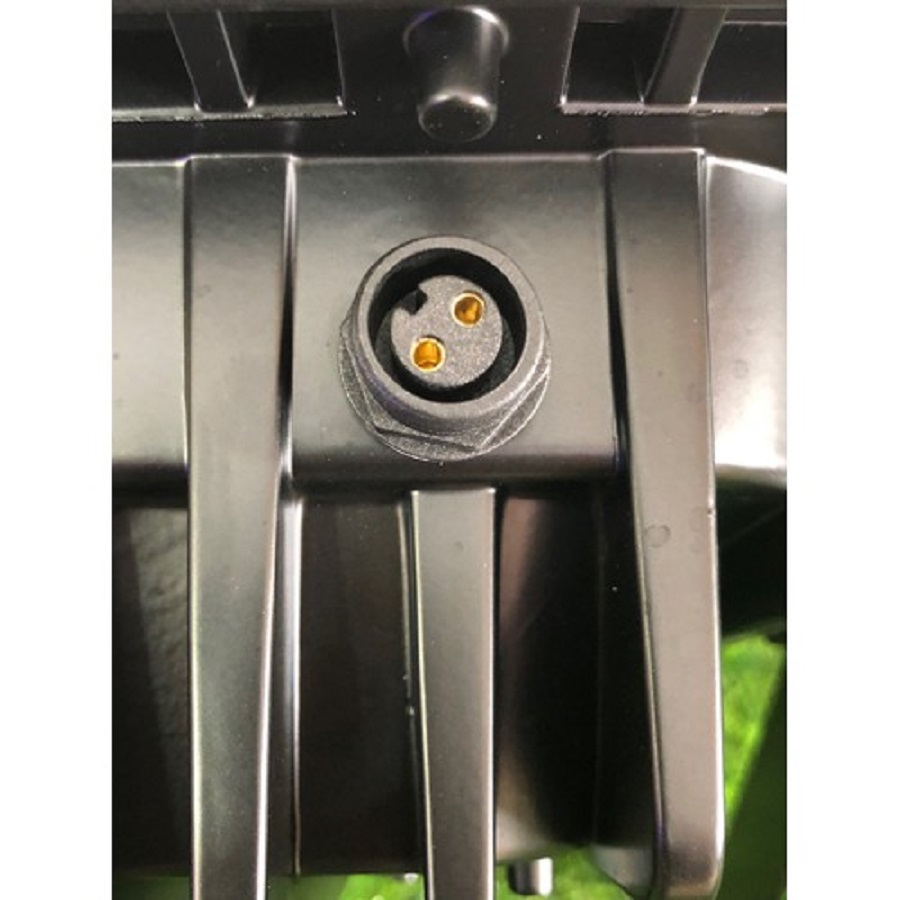 Đèn năng lượng mặt trời cao cấp JIDIAN JD-8800L