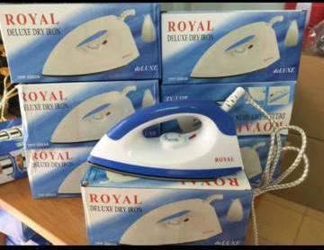 Bàn ủi mini Royal