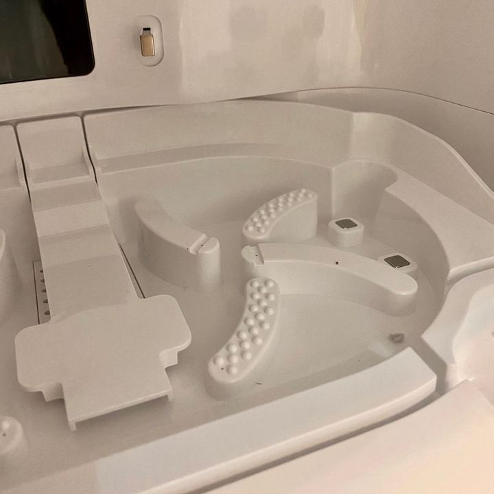 Robot hút bụi lau nhà Dreame Bot W10 Bản Quốc Tế