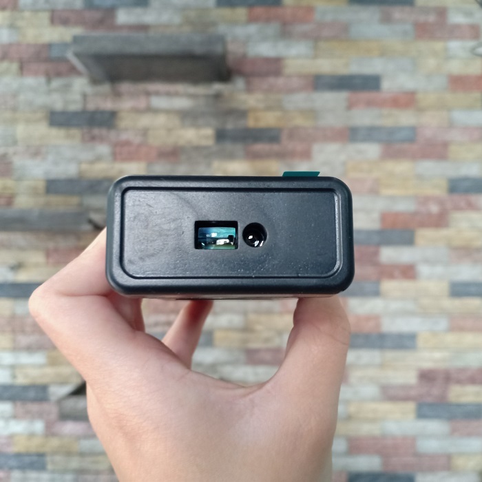 Máy đo khoảng cách bằng tia laser cầm tay m40