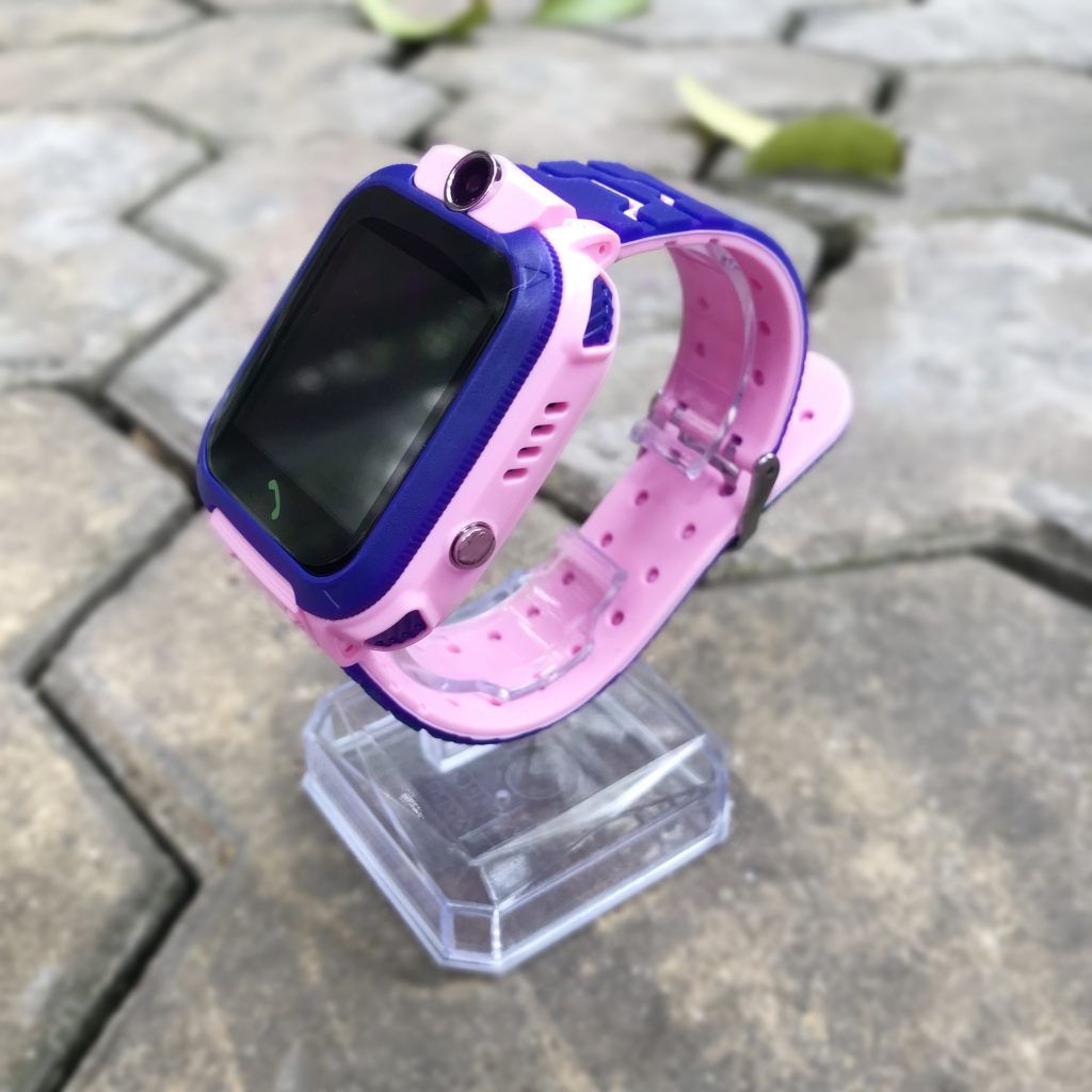 Đồng hồ định vị trẻ em KW28