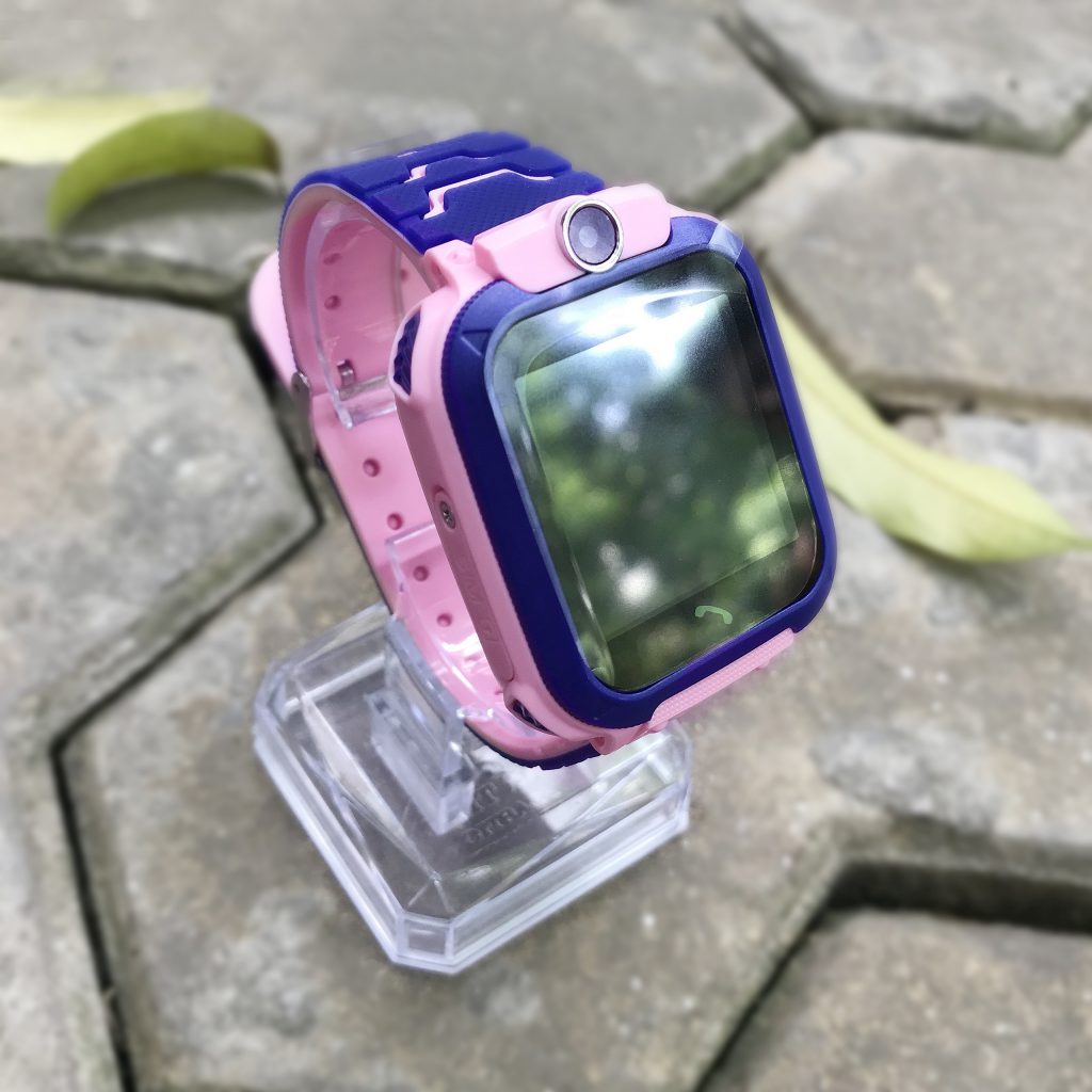 Đồng hồ định vị trẻ em KW28