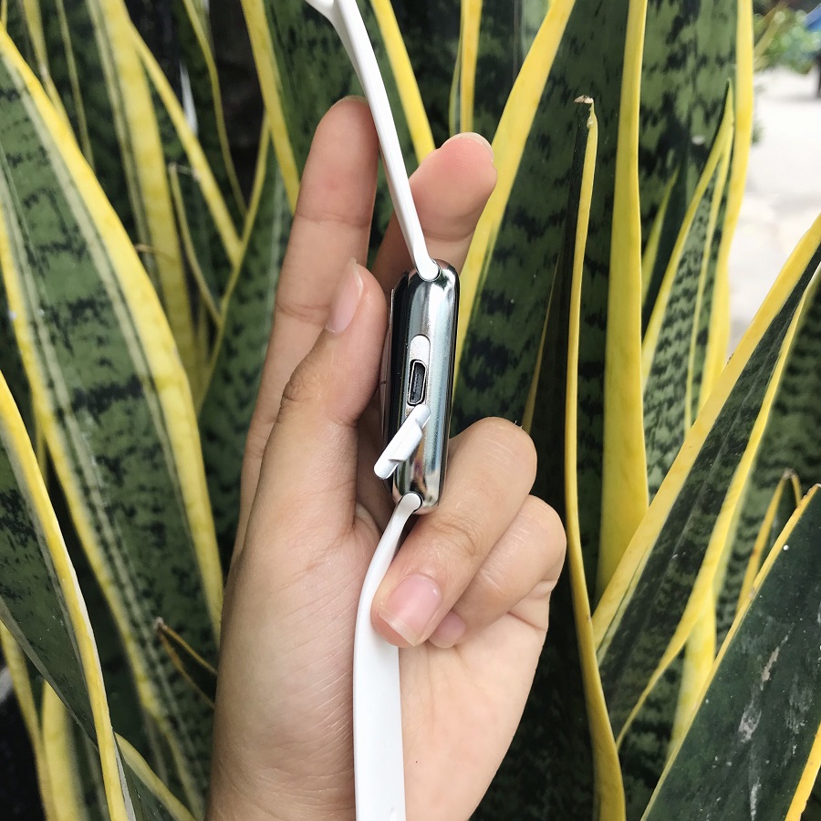 Đồng hồ thông minh AW02 lắp sim nghe gọi - Thiết kế thanh lịch