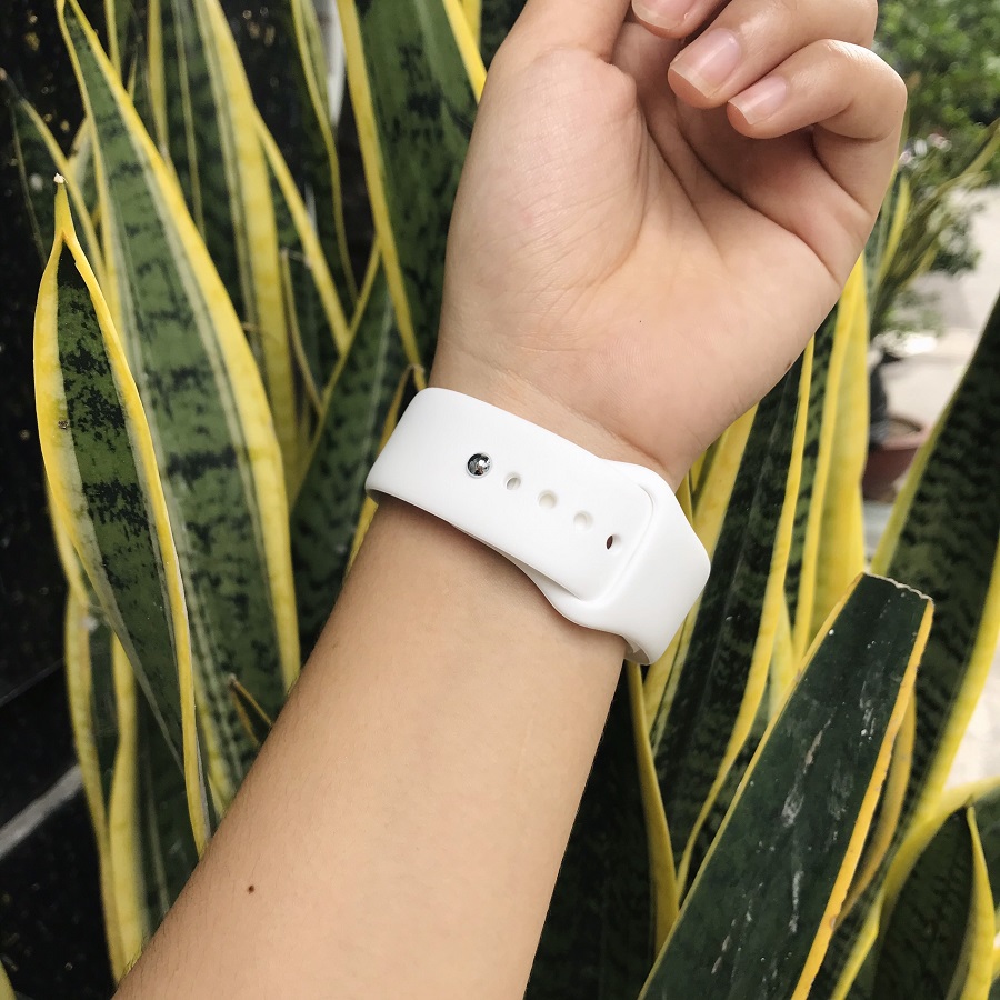 Đồng hồ thông minh AW02 lắp sim nghe gọi - Thiết kế thanh lịch