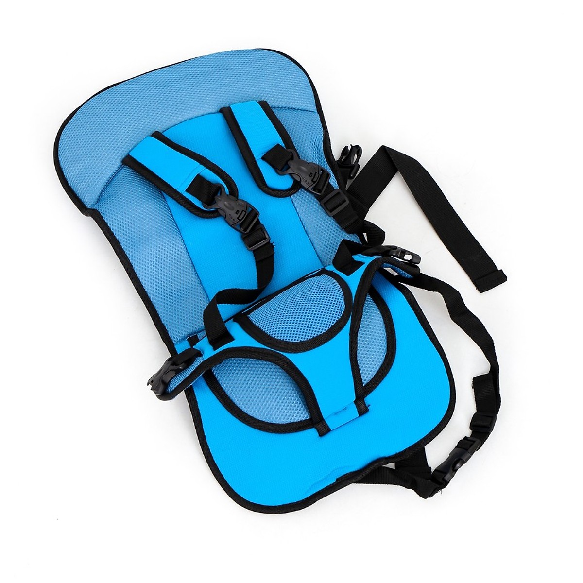 Địu cho bé ngồi an toàn trên ghế ô tô Nautilus N5