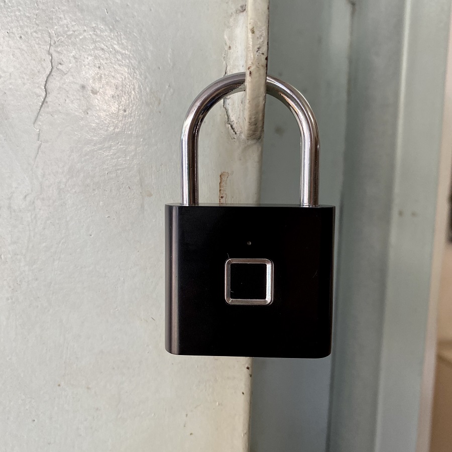 Ổ Khóa vân tay 608 chống thấm nước IP65 khóa cửa hành lý tiện lợi