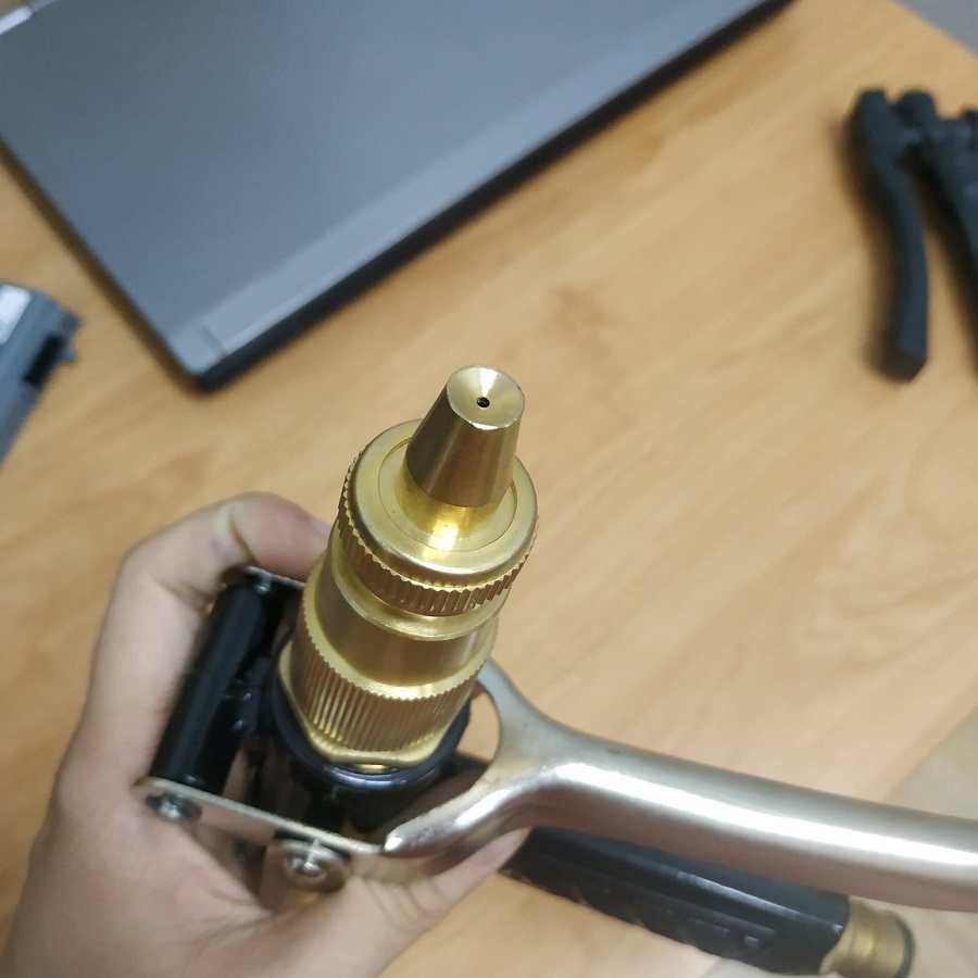 Súng xịt nước áp lực 3 chế độ rủa xe và tưới cây