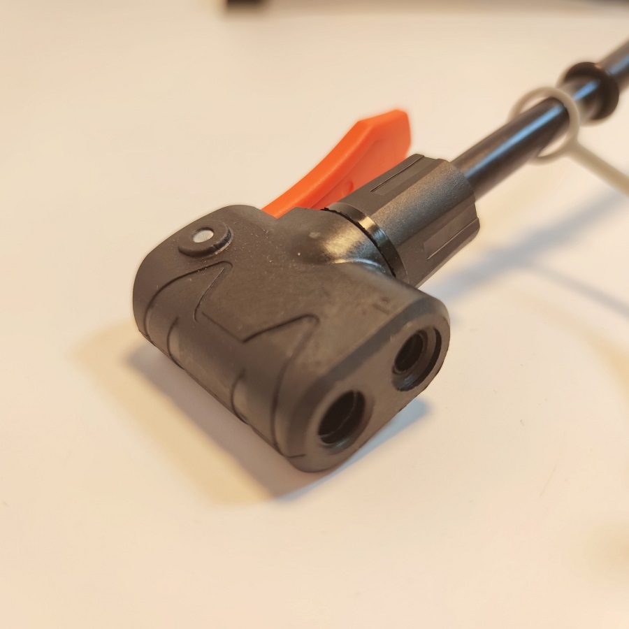 Bơm xe loại 1 xi lanh BEE