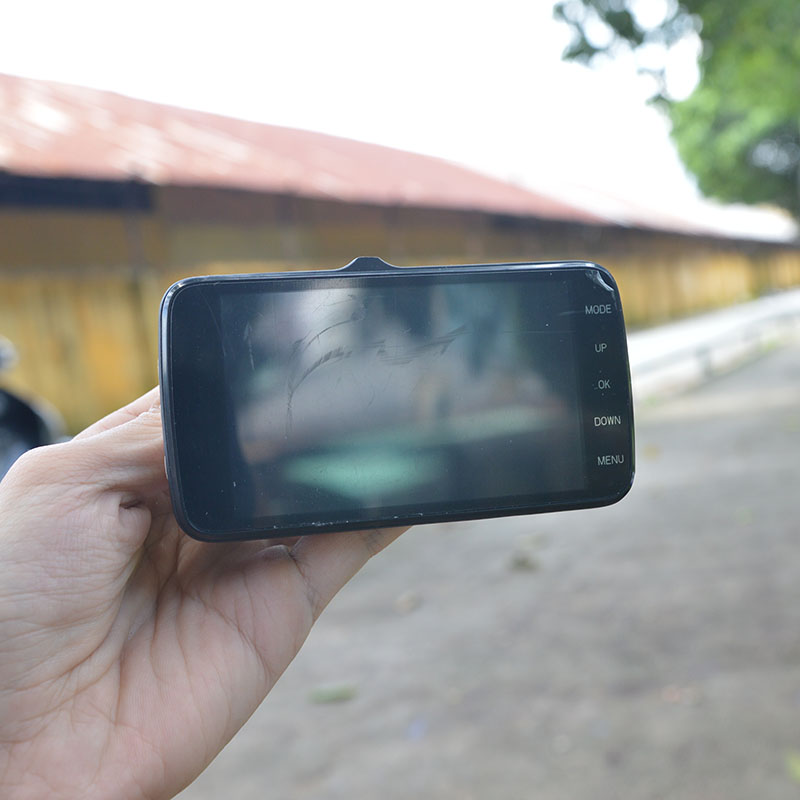 Camera hành trình X004 Tiếng Việt - Có camera lùi chống nước