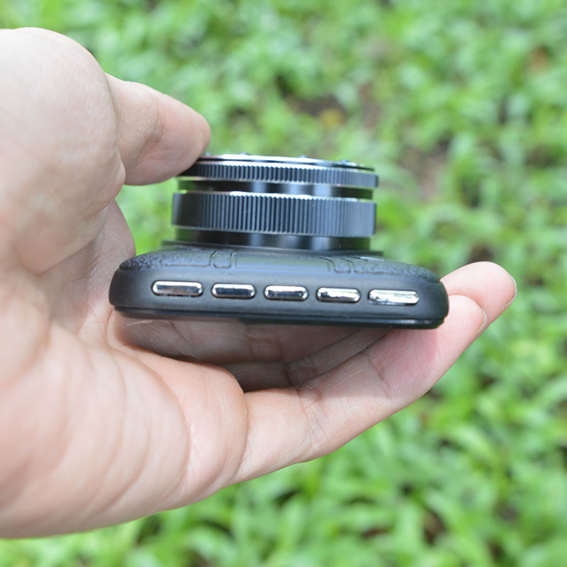 Camera hành trình X004 Tiếng Việt - Có camera lùi chống nước