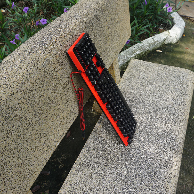 Bàn phím giả cơ chuyên game Motospeed K68