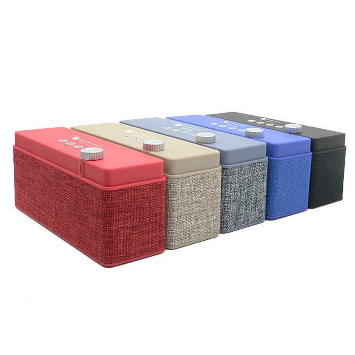 Loa bluetooth giá rẻ Rixing  RS2015 chất âm đỉnh - Núm vặn volume