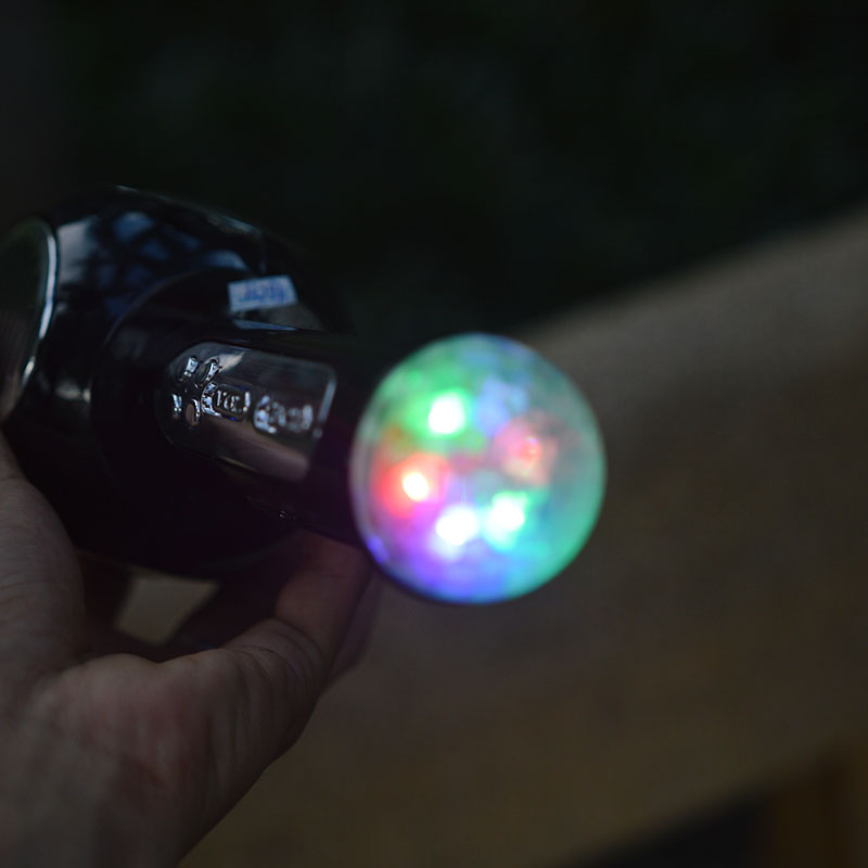 Micro Bluetooth Karaoke M8 - Tích hợp đèn Led Vũ Trường