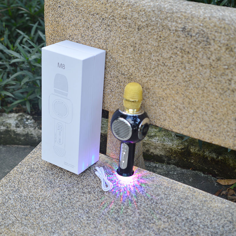 Micro Bluetooth Karaoke M8 - Tích hợp đèn Led Vũ Trường