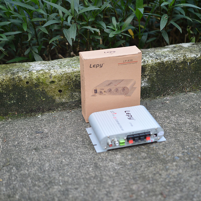 Âm ly mini giá rẻ 12V  LP 838