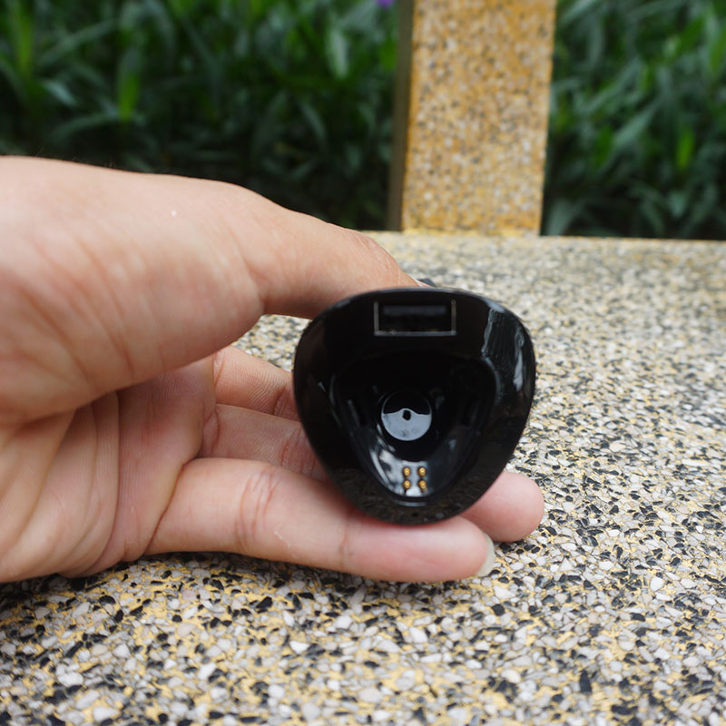 Tai nghe bluetooth trên ôtô cao cấp Roman R6000 chính hãng