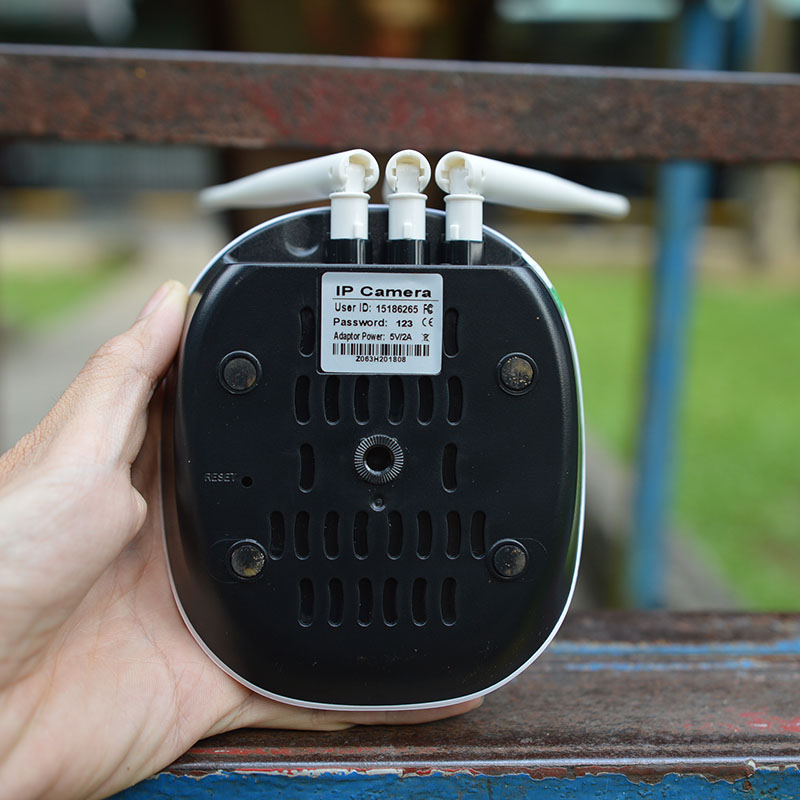 Camera chống trộm báo qua điện thoại Yoosee 3 râu