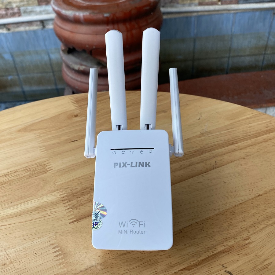 Thiết bị kích sóng wifi PIX-LINK 4 ăng ten LV-WR09