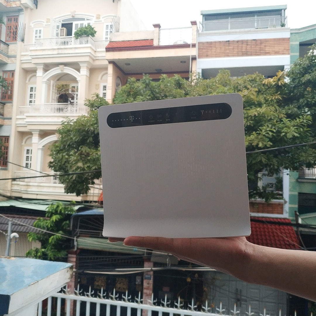 Bộ phát wifi 4G Huawei B593U-12/S nhà máy đã ngừng sản xuất năm 2015 - hiện có Bộ phát wifi Huawei B311S bản nâng cấp