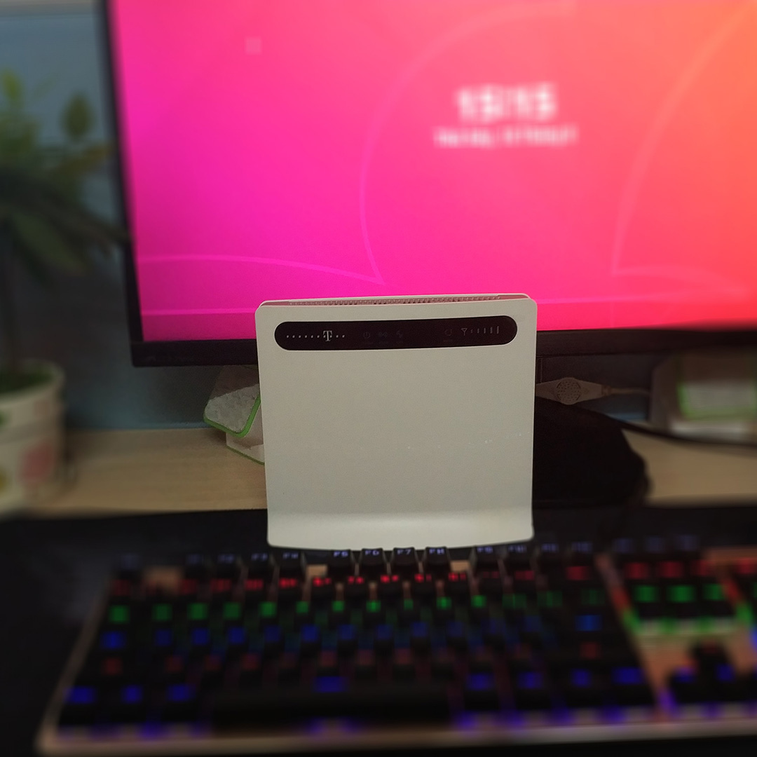 Bộ phát wifi 4G Huawei B593U-12/S nhà máy đã ngừng sản xuất năm 2015 - hiện có Bộ phát wifi Huawei B311S bản nâng cấp