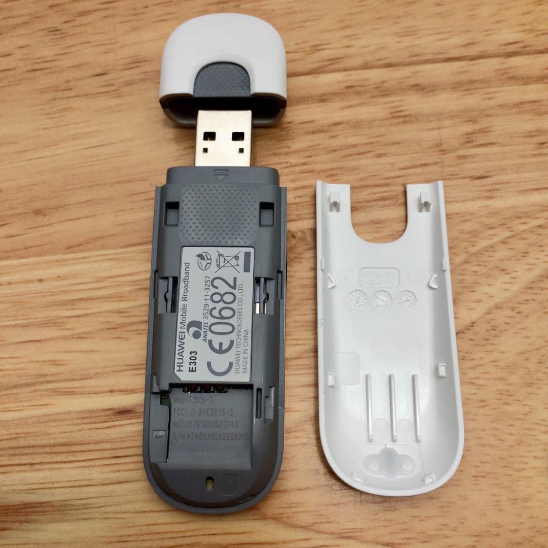USB 3G Huawei E303s-3 tốc độ 7.2 Mbps dùng đa mạng
