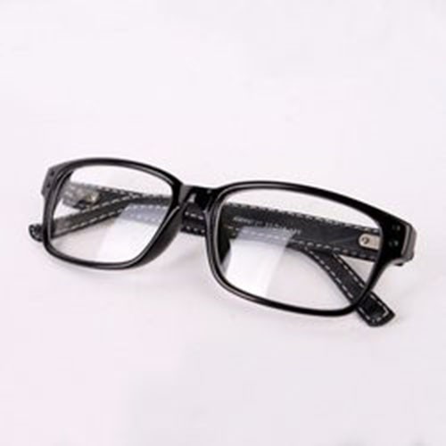 Kính cận thời trang Hàn Quốc