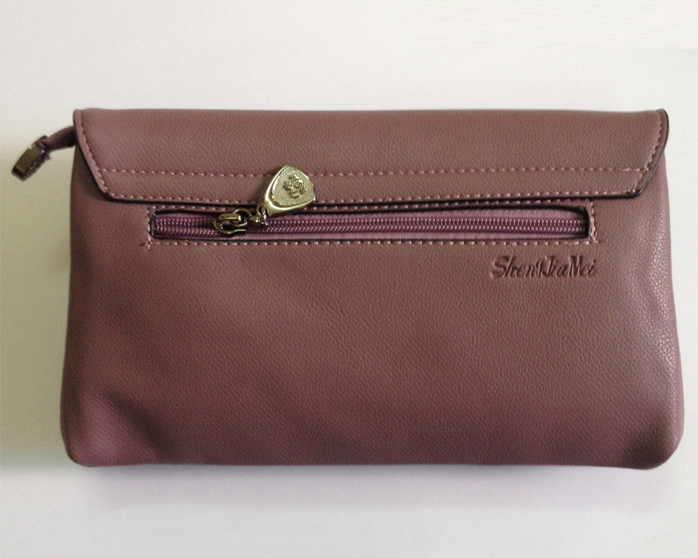 Ví cầm tay kiểu dáng Hàn Quốc