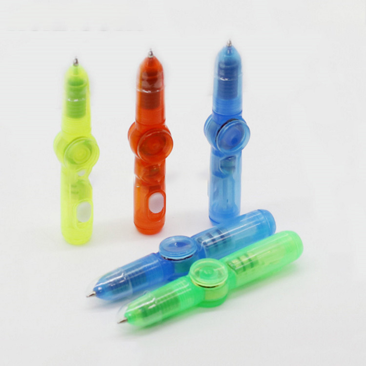 Bút bi kiêm con quay có đèn LED