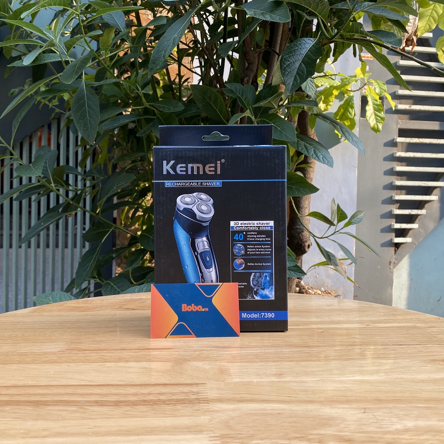 Máy cạo râu 3 lưỡi Kemei KM 7390 - Chống nước