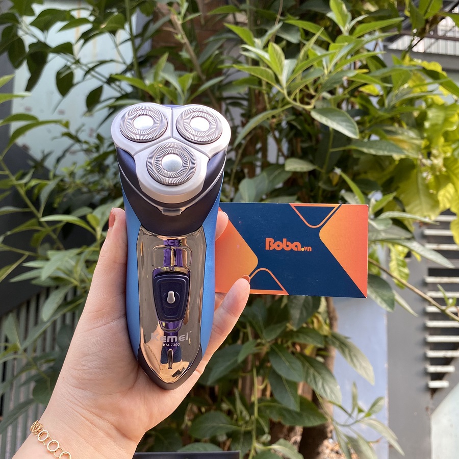 Máy cạo râu 3 lưỡi Kemei KM 7390 - Chống nước