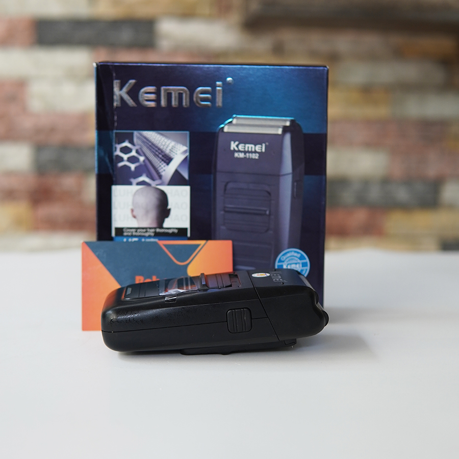 Máy cạo râu cao cấp Kemei 1102 - Cạo khô không cần bọt