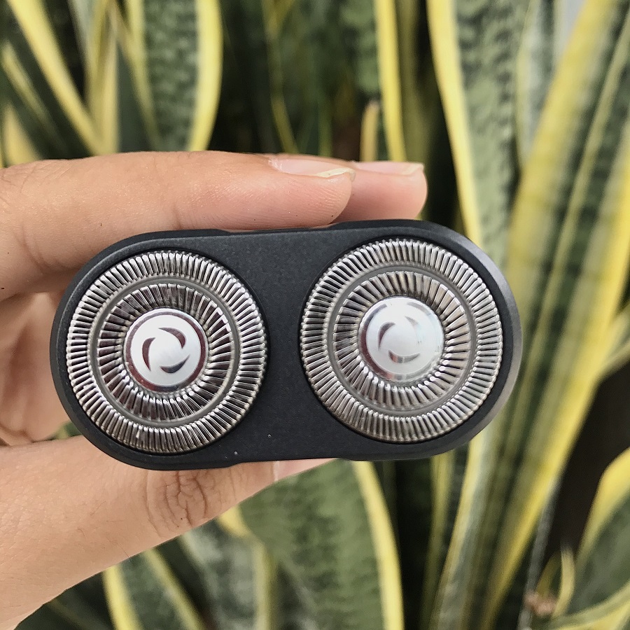 Máy Cạo Râu Nhỏ Gọn Sạc Điện Kemei W301