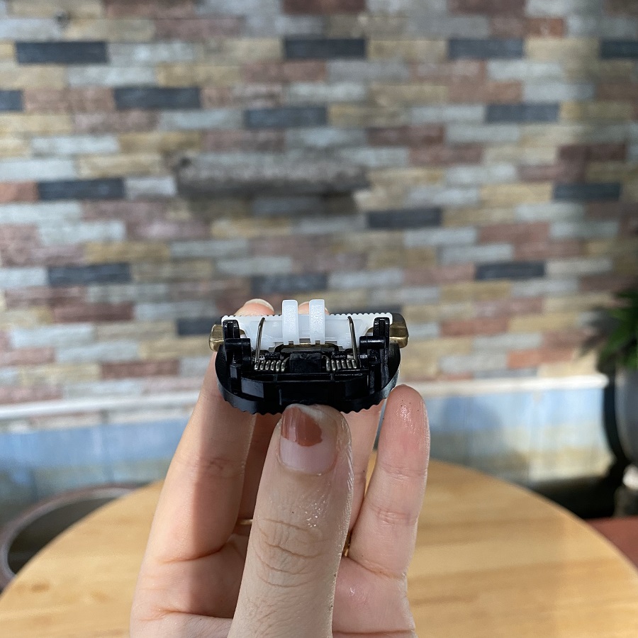 Lưỡi tông đơ bằng sứ