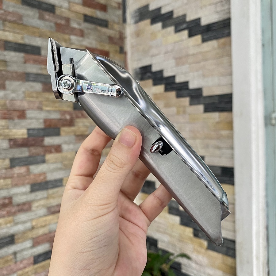 Tông đơ cao cấp pin khỏe Kemei KM1987