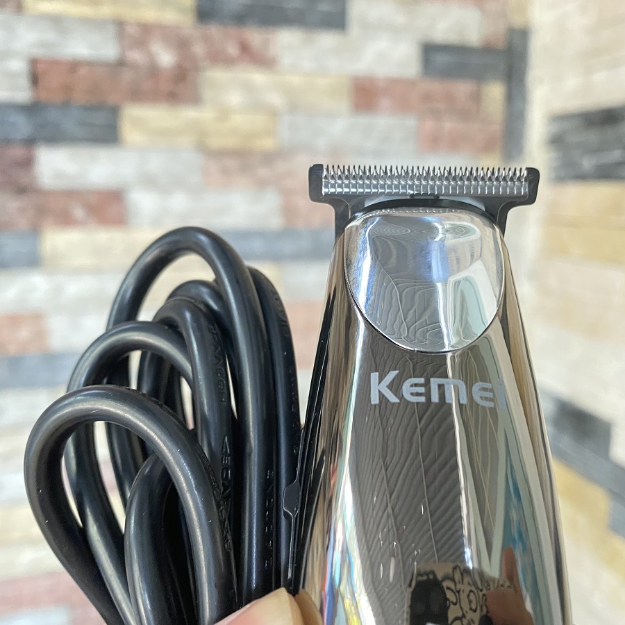 Tông đơ chấn viền có dây Kemei KM 701L siêu êm