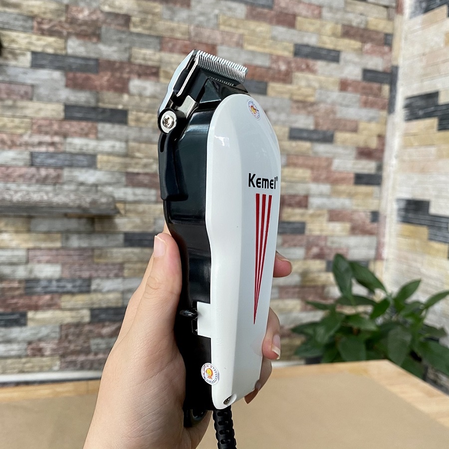 tông đơ có dây Kemei 8845 siêu khỏe