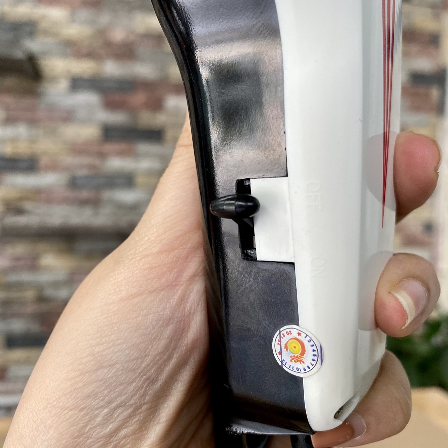 Tông đơ cắt tóc Kemei 8845 siêu khỏe