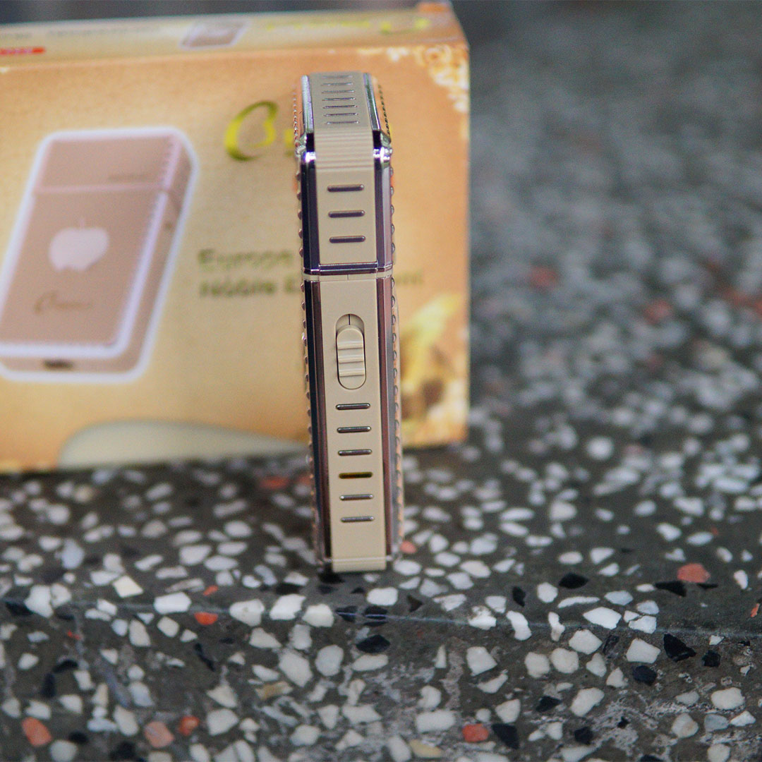 Máy cạo râu Green Apple M5 - Nhỏ gọn mini