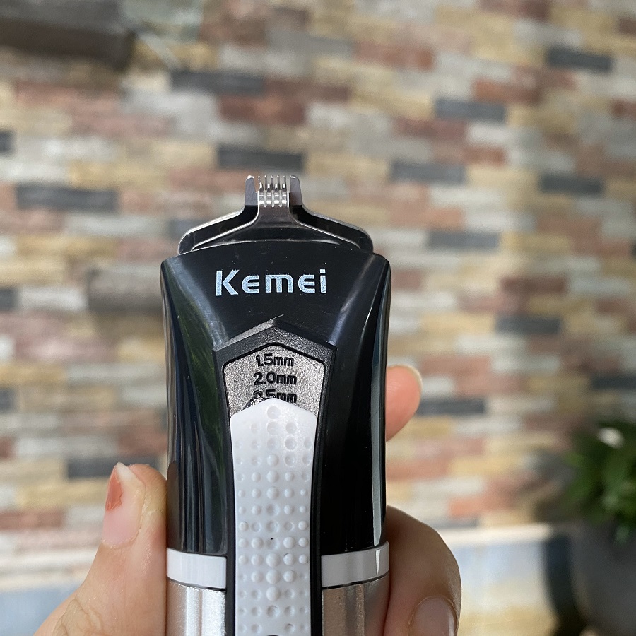 Tông đơ cắt tóc đa năng có 3 đầu cắt cao cấp