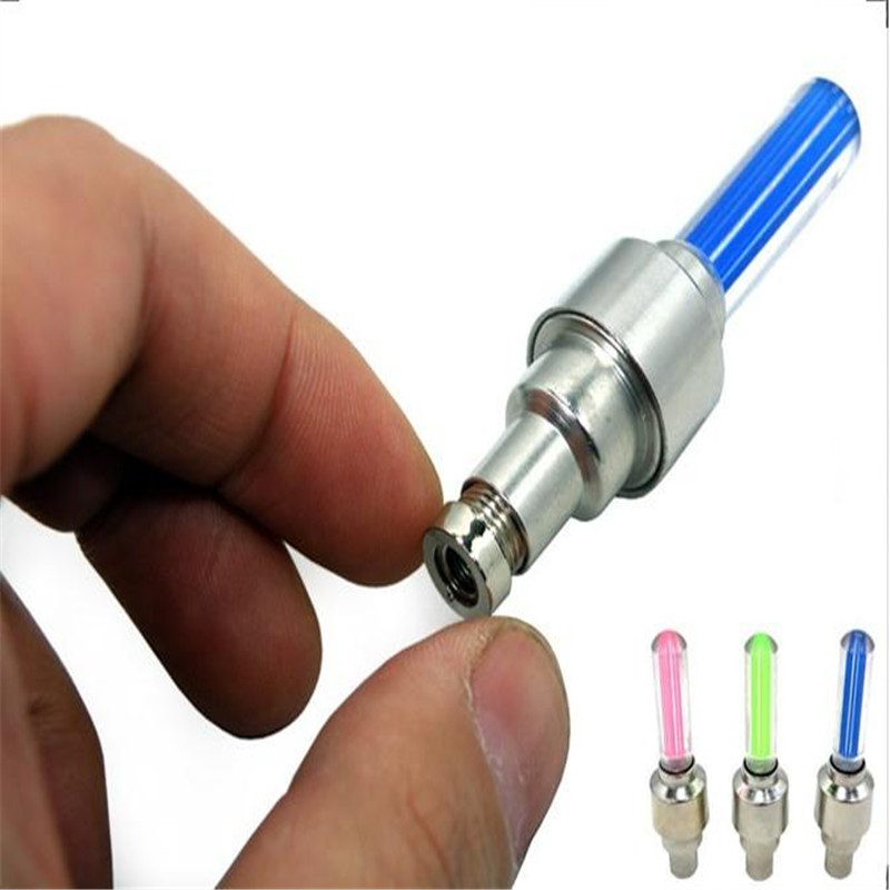 Bộ 2 Đèn Led Gắn Van Xe M9