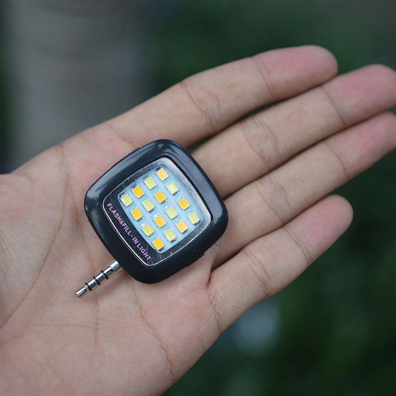 Đèn flash 16 bóng hỗ trợ chụp hình selfie