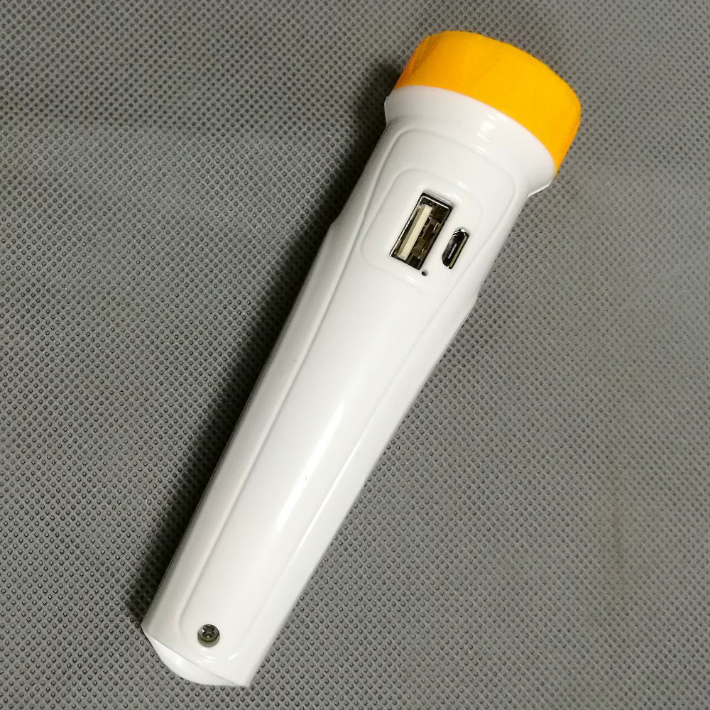 den-pin-sac-cam-tay-ht-3829-sieu-sang-1.jpg