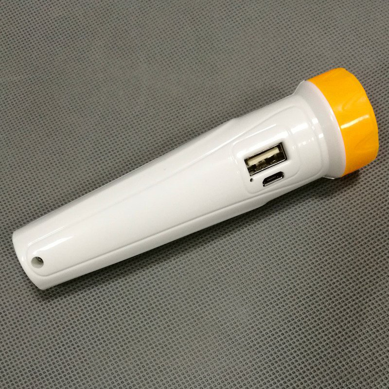 den-pin-sac-cam-tay-ht-3829-sieu-sang-3.jpg