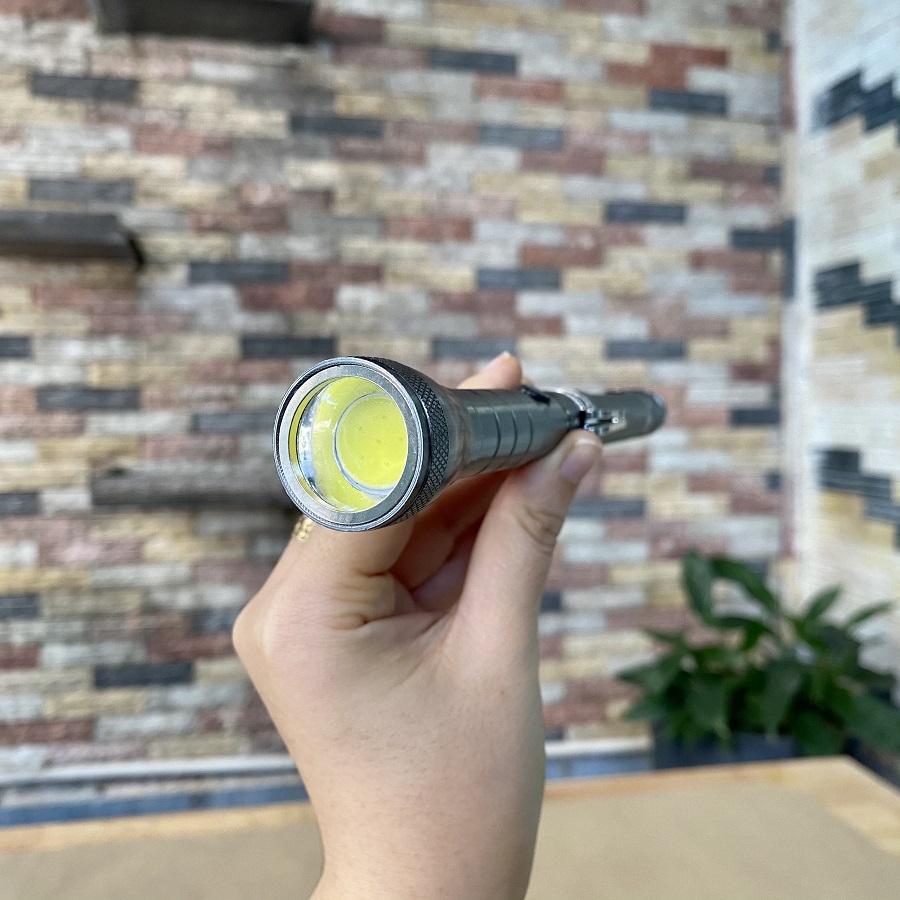 Đèn pin nam châm linh hoạt sửa chữa soi ốc vít kiểm tra máy móc