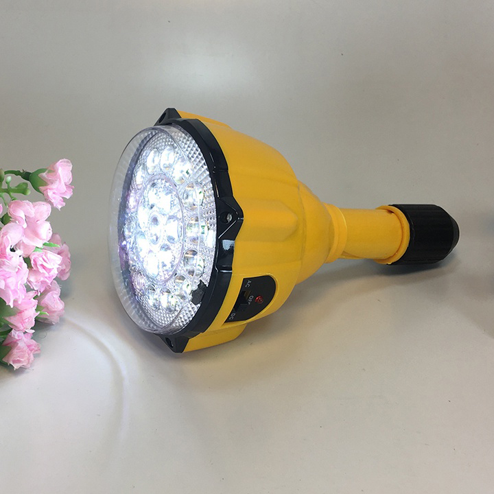 Đèn pin sạc FH 888